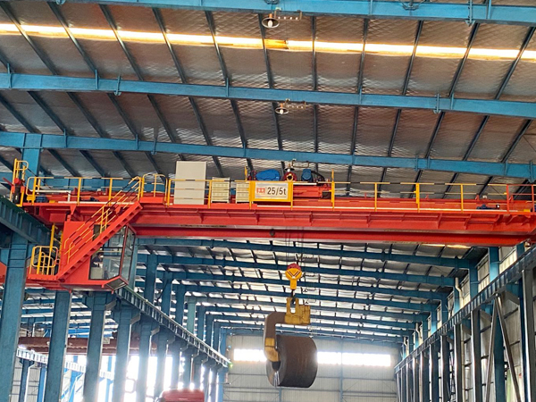 歐式電動(dòng)雙梁起重機(jī) 歐式電動(dòng)雙梁起重機(jī)