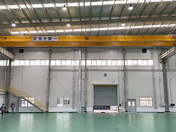 歐式單梁起重機(jī)定期檢查和保養(yǎng)的重要性 歐式單梁起重機(jī)定期檢查和保養(yǎng)的重要性